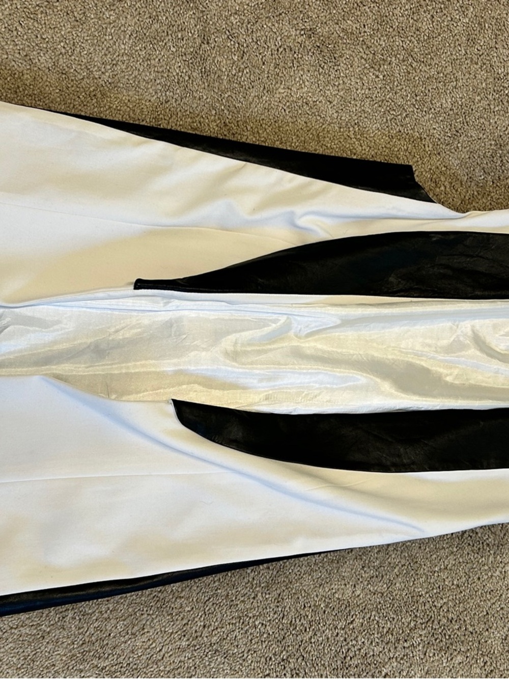 Massimo White and Black Satin Colorblock vest/overcoat